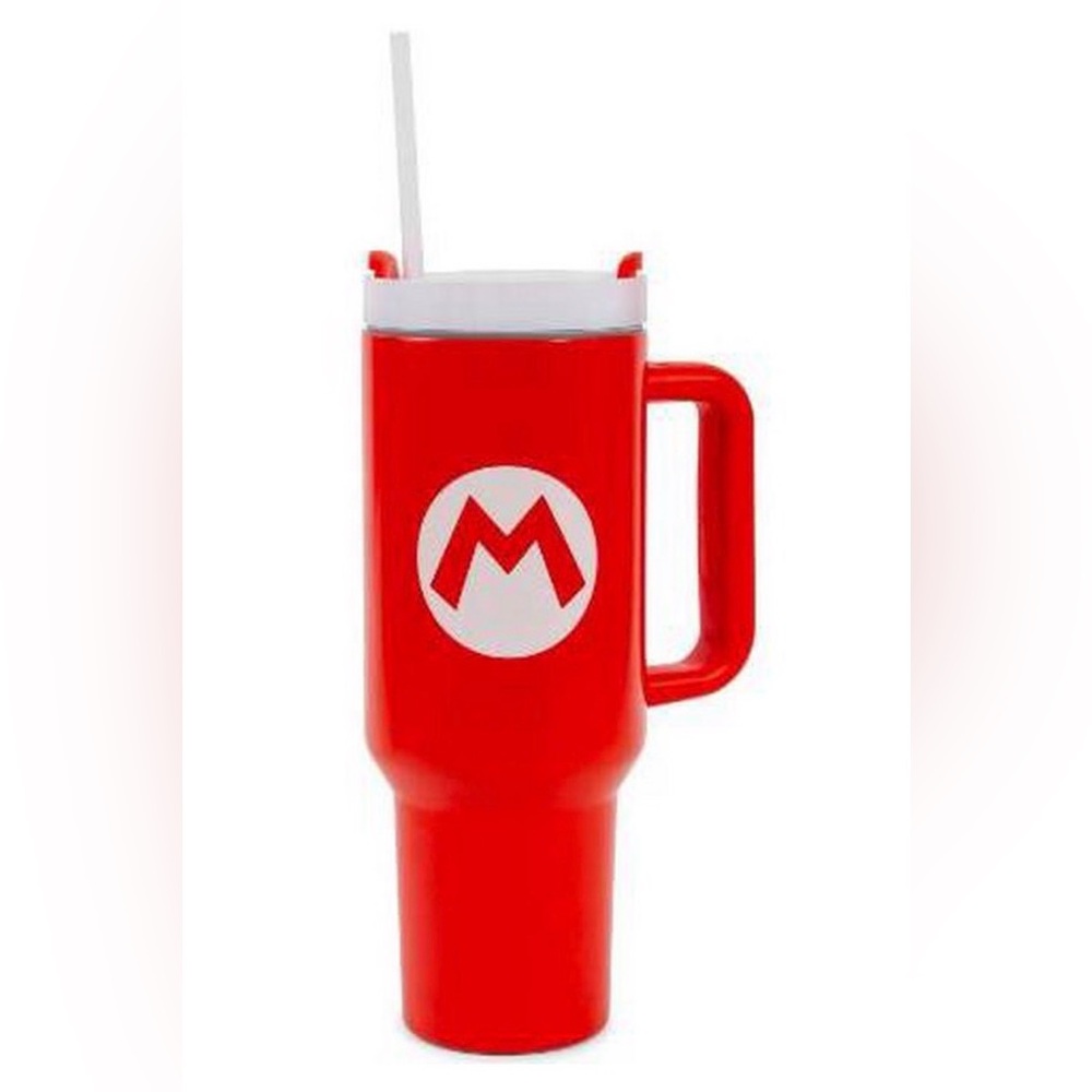 Nintendo Stainless Steel 40oz Mario Tumbler w/Straw BNWT